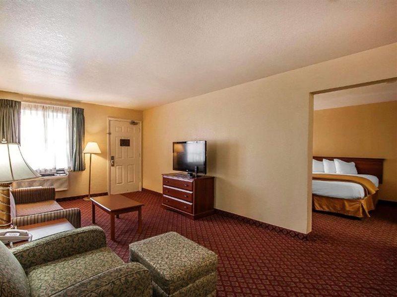 Quality Inn & Suites Covington Kültér fotó