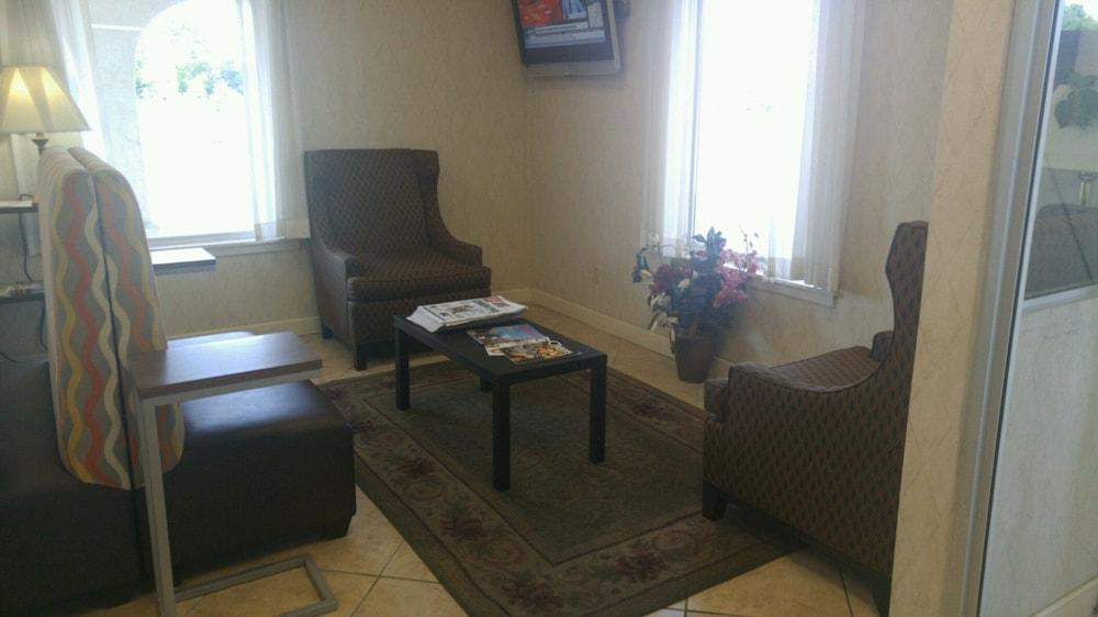 Quality Inn & Suites Covington Kültér fotó