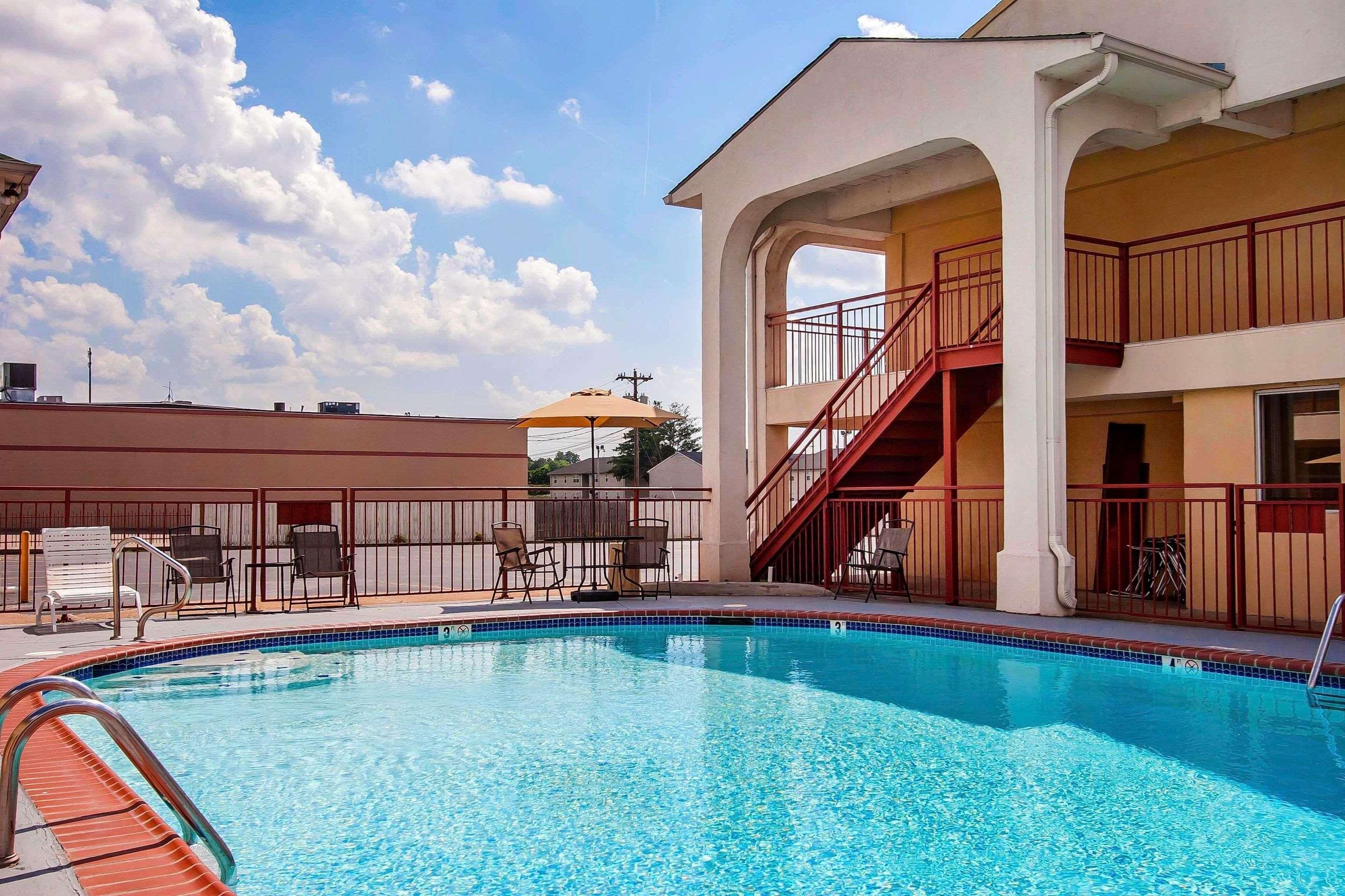 Quality Inn & Suites Covington Kültér fotó