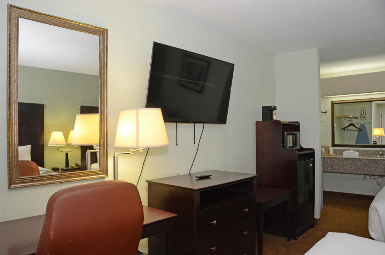 Quality Inn & Suites Covington Kültér fotó